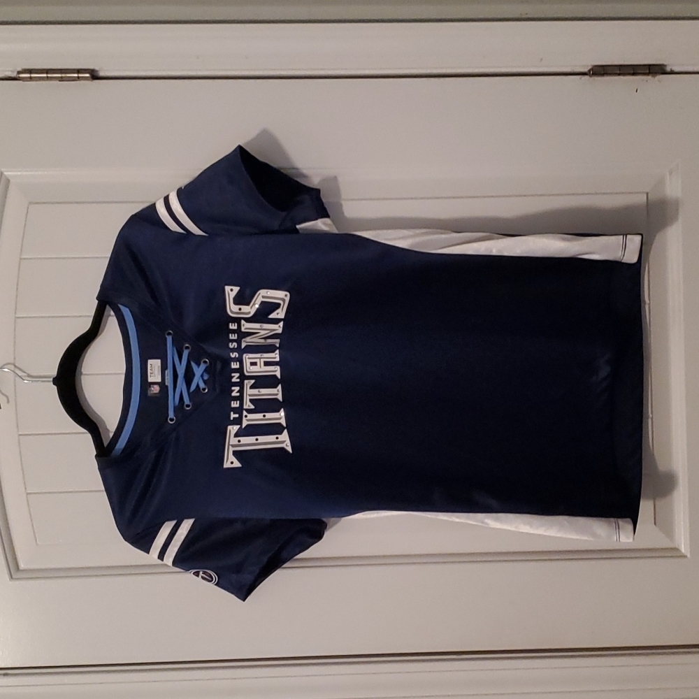 Sports shirt
